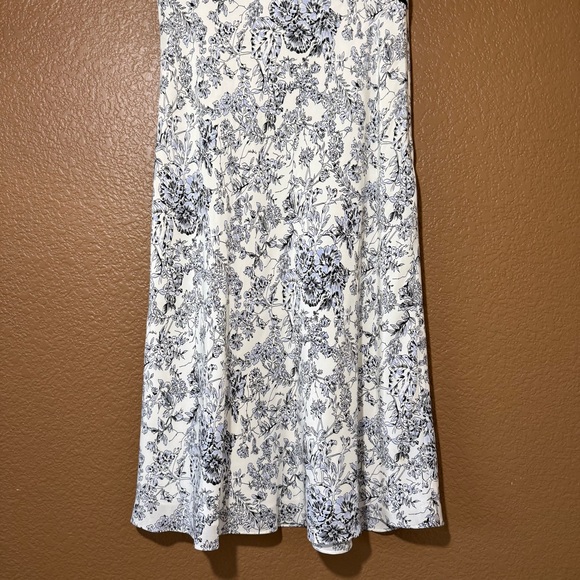 LOFT 90s Silk Babydoll Floral MIDI Dress Sz 6 Black White Blue Flowy Fairy Y2K - Picture 4 of 12
